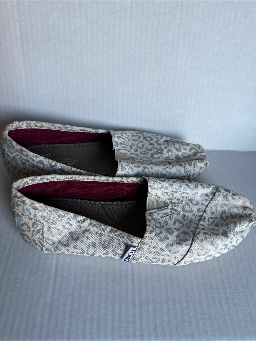 Toms Women's Cream Leopard Print Slip-On Flats with Pink Lining